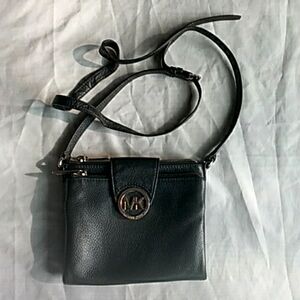 Michael kors purse.